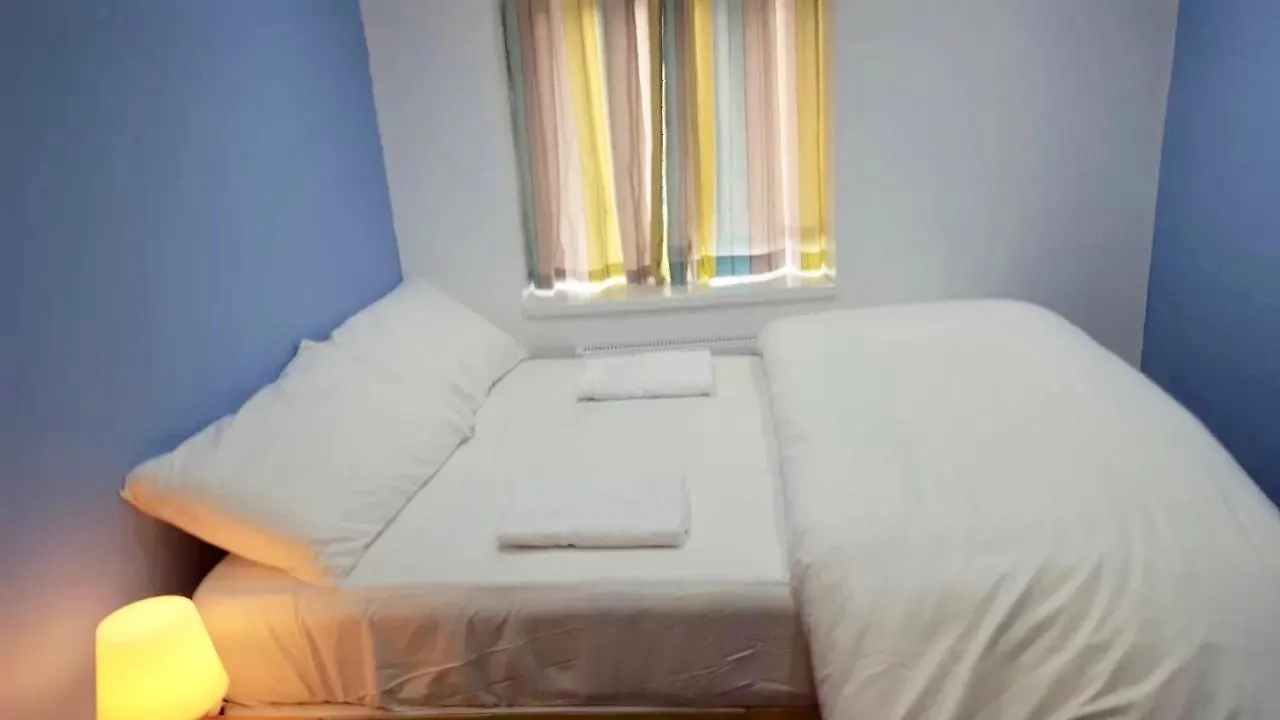 E1- Flats Aparthotel London 2*,